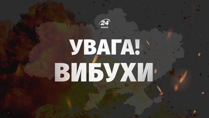 Наслідки удару по підприємству харчової промисловості в Запоріжжі, пожежа та пошкоджені автівки