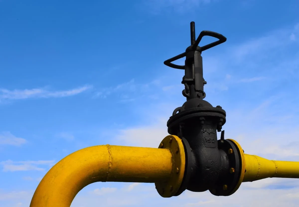 Газовидобувне обладнання на тлі промислової газової інфраструктури України