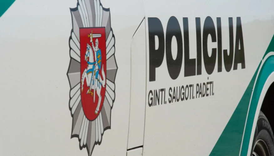Провокація з вінками у Литві та Чехії: дата, затримання і досудове розслідування