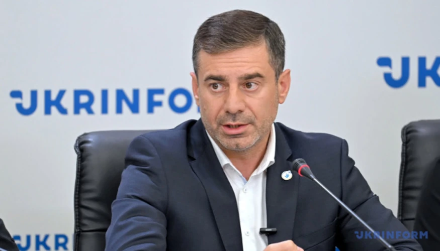 Дмитро Лубінець під час брифінгу в Укрінформі про долю українських полонених