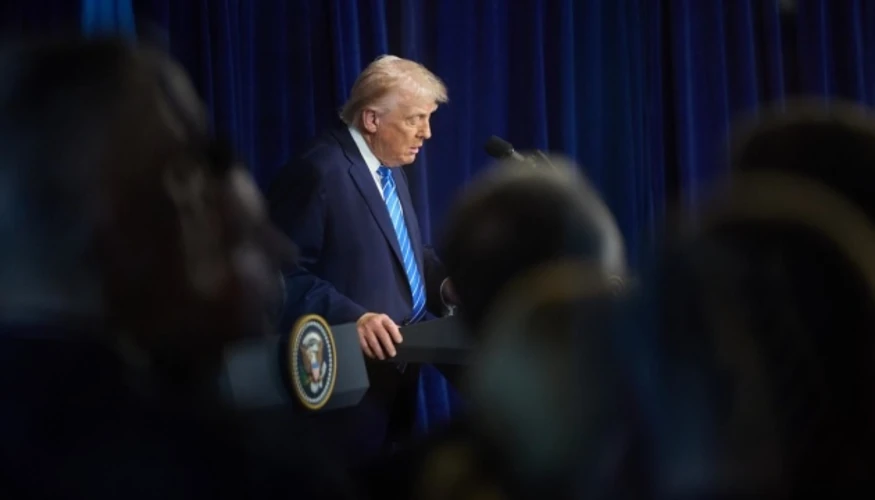 Опитування Reuters/Ipsos: 31% схвалення Трампа та рекордна перевага демократів